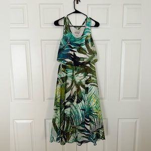 Green summer dress, size 6